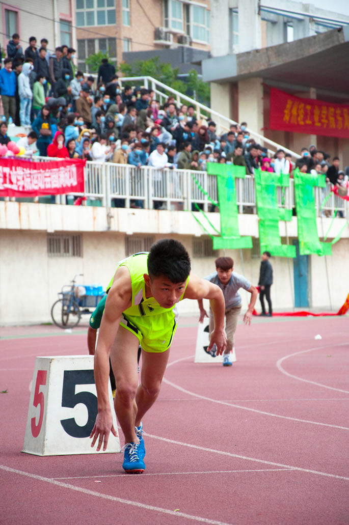 我院在郑州轻工业学院第二十九届田径运动会中再创佳绩