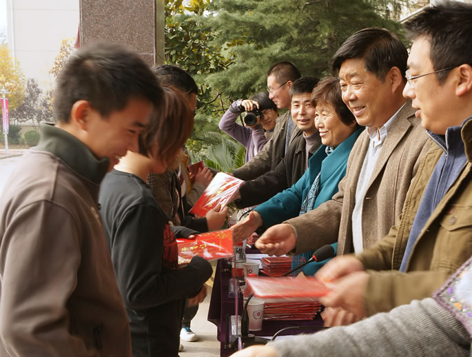 我院2010--2011学年评优奖先大会隆重举行