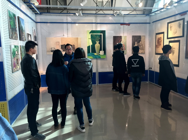 我院俄罗斯外教维克多教授油画工作室作品展隆重开幕