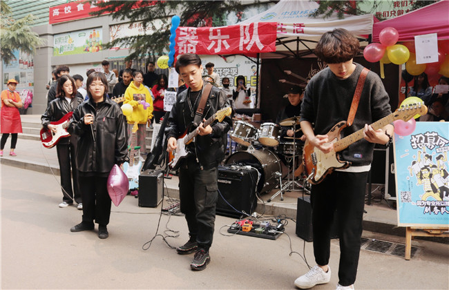 以谊纳新 从艺会友 ———我院大学生艺术团招新活动圆满完成